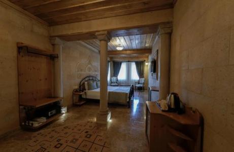 Luxury Cratus Stone Palace - 77
