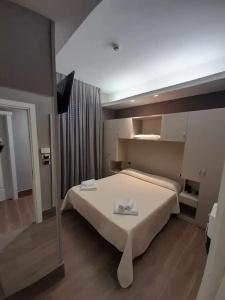 Royal Plaza - 11