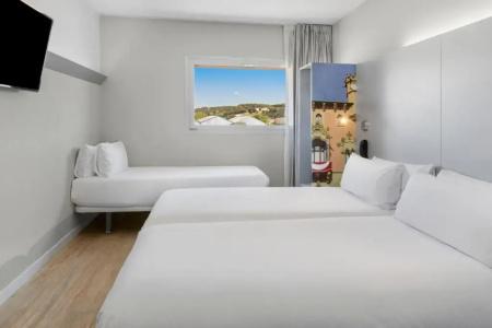 b&b Figueres - 54