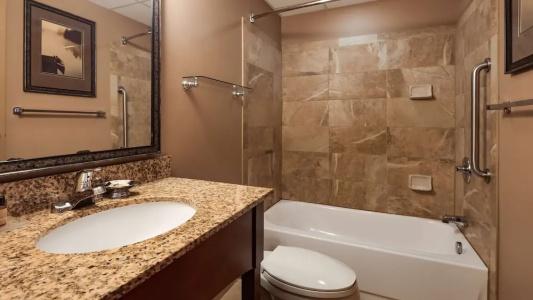 Best Western Plus - 76