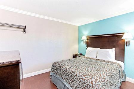 Cabana Inn & Suites - 25
