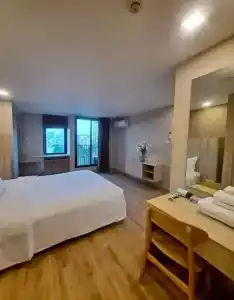 Baan Tanwa - MRT Ratchadapisek - 102