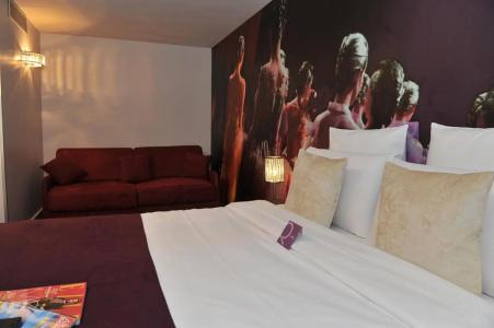 Mercure Paris Place d'Italie - 28