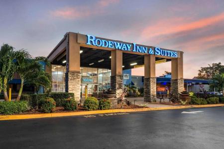 Rodeway Inn & Suites Fort Lauderdale Airport & Cruise Port - 51