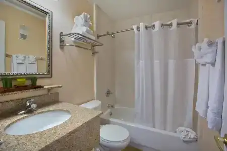 Sailport Waterfront Suites - 52