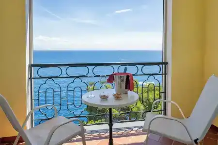 Belvedere - 96