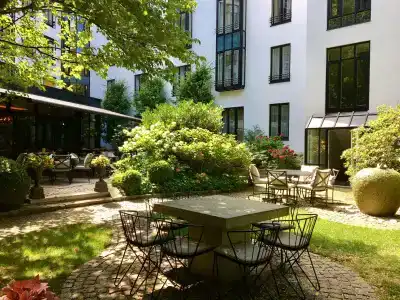 München Palace - 24