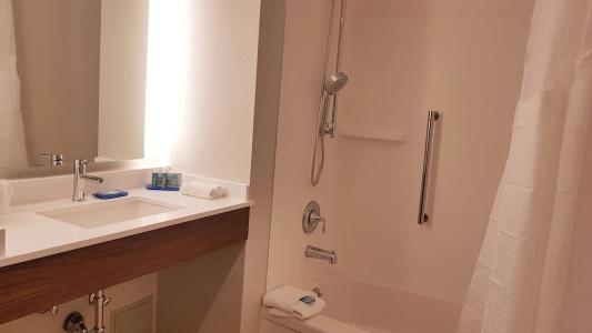 Holiday Inn Express and Suites, an IHG - 83