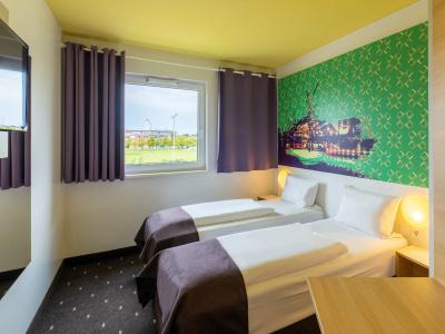 B&B Oberhausen am Centro - 13