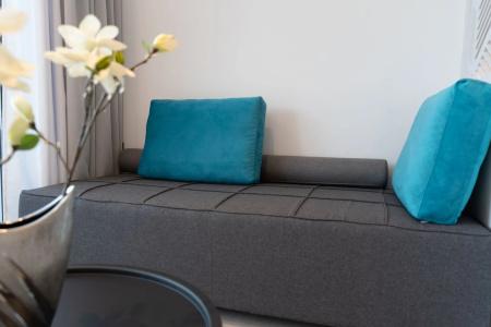Zoes & Suites - 144
