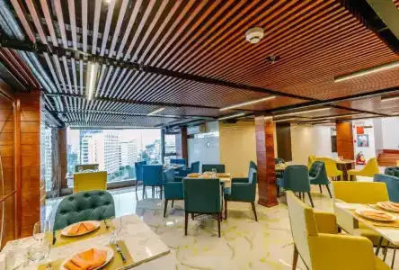 Winsuites Saigon - 22