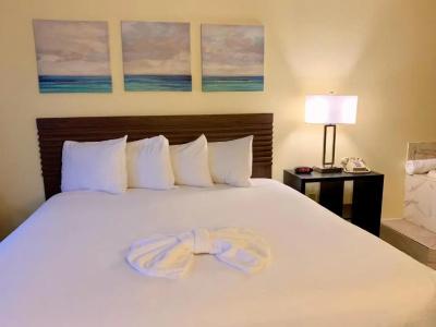 Seven Gables Inn - 22