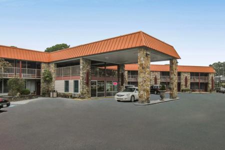 Eureka Springs Heritage Motel - 10