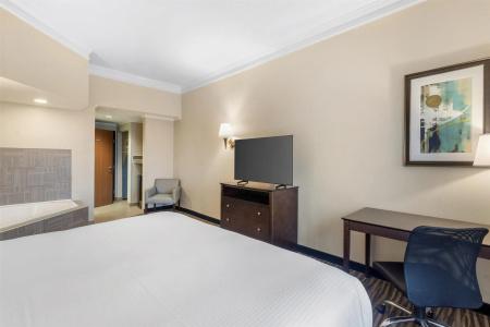 Best Western West - 74