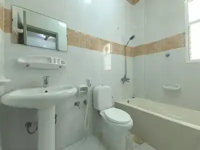 Super Oyo 108 Marsa Al Masafar Apartment - 18