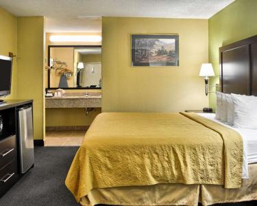 Quality Inn-Central Park Area - 38