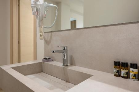 Trianon Luxury  & Suites - 23