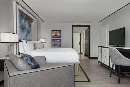 Loews Miami Beach - 12