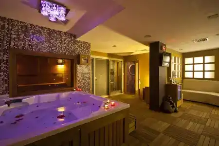 Amira Istanbul - 15
