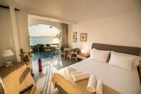 Kratiras View Luxury Suites - 66