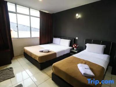 Hôtel Kyriad La Rochelle Centre Ville - 77