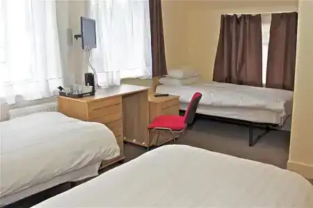 Oyo Central Golders Green - 30