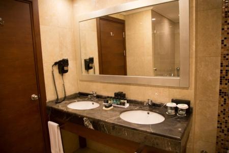 Holiday Inn Sisli, An Ihg - 11