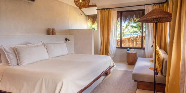 Dune Boutique located at the party zone - 1