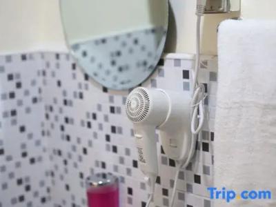 Sukhumvit 20 Guest House - 32