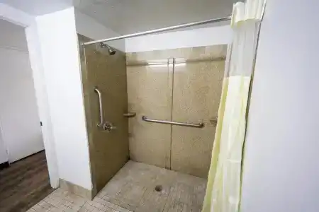 Ocean Breeze Inn - 25