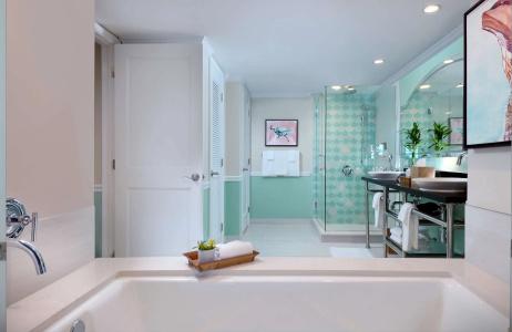 Ocean Key & Spa, a Noble House - 39