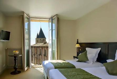 Best Western Plus Le Donjon - Cœur de La Cité Médiévale - 77