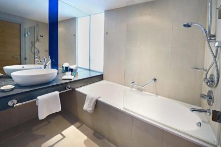 Hilton Manchester Deansgate - 8