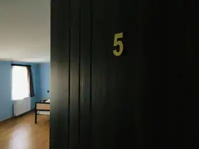 Fouche's Rooms and Dorms - 3