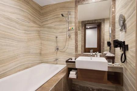 Ramada Plaza By Wyndham - 36
