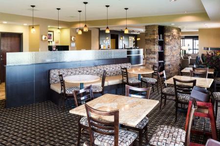 Med City & Suites - 25