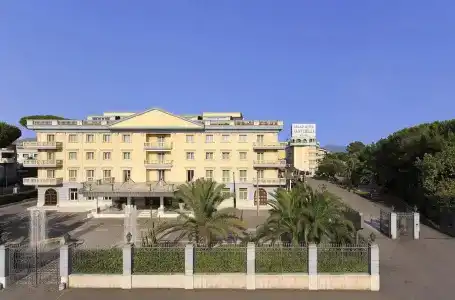 Grand Vanvitelli - 19