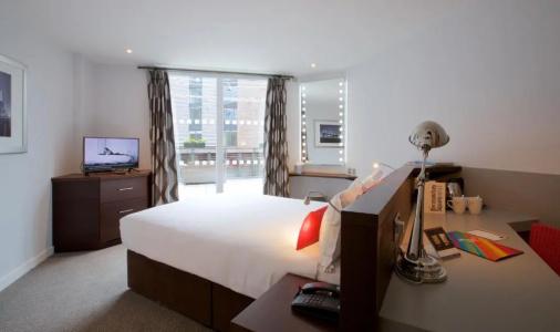 Bermondsey Square - A Bespoke - 41