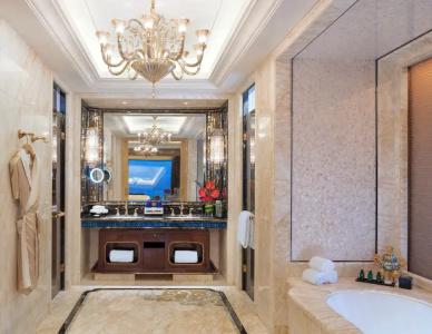 Wanda Reign Wuhan - 120