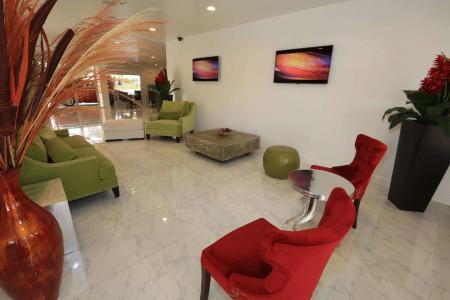 SureStay Plus by Best Western Orlando International Drive - 7