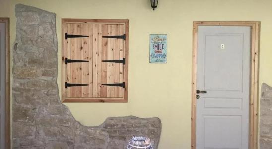 Zouglas App Guesthouse - 11