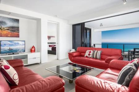 Ultra Broadbeach - 218