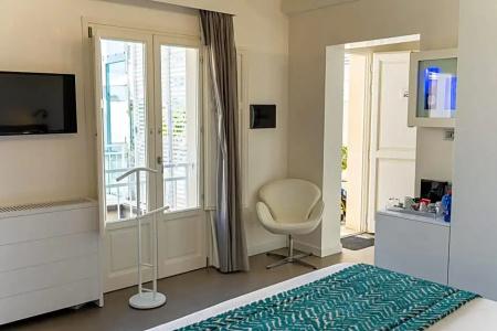 Caportigia Boutique - 103
