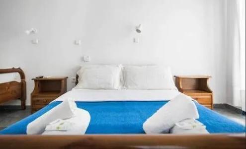 Santorini Breeze - 3