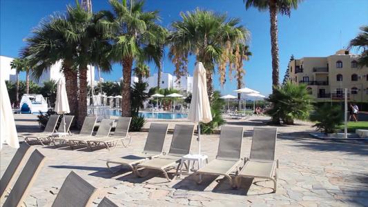 Papantonia Apts - 13