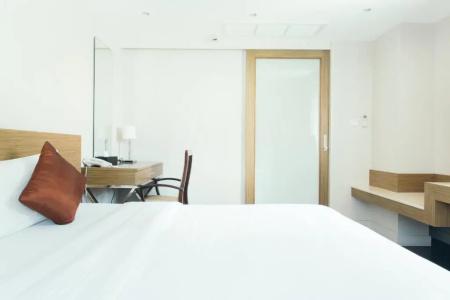 Thomson Residence - 113