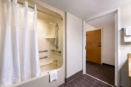 Sleep Inn - Northlake - 56