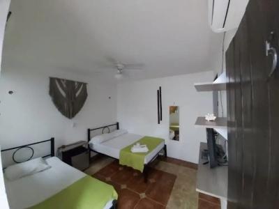 Emotion & Hostal - 27