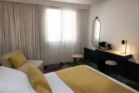 Hôtel Saint Nicolas - 83