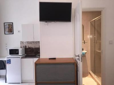 Omega Guesthouse Budapest - 62
